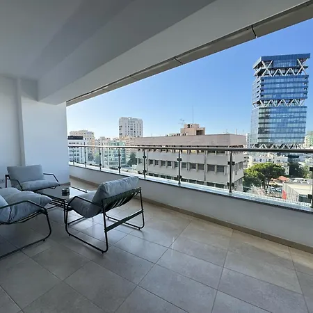 In - Spacious Balcony * ניקוסיה
