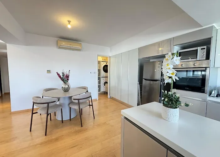 In - Spacious Balcony Nicósia